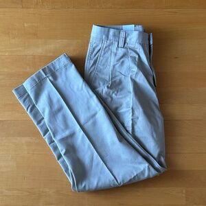 NWT Dockers Washed Chino (Relaxed Fit) - 32x30